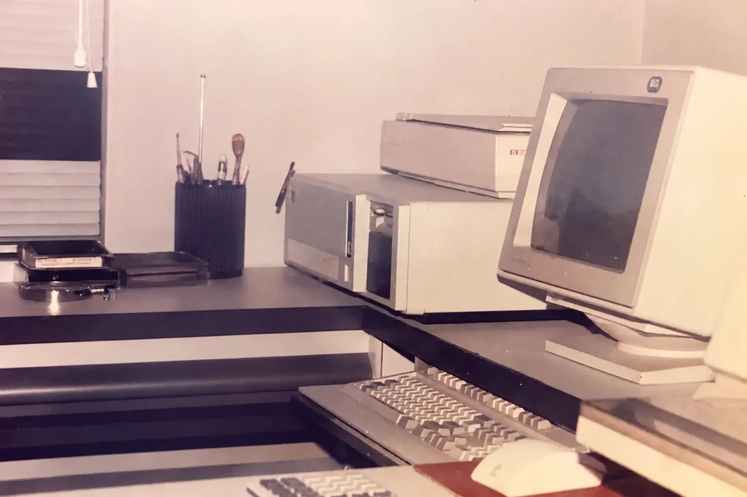 An HCL desktop workstation at Exposure's studio in the early 1990s